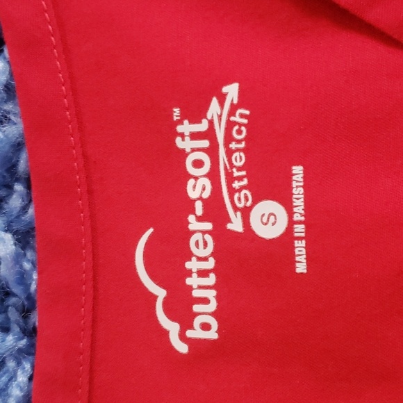 Small scrub top - Picture 2 of 4